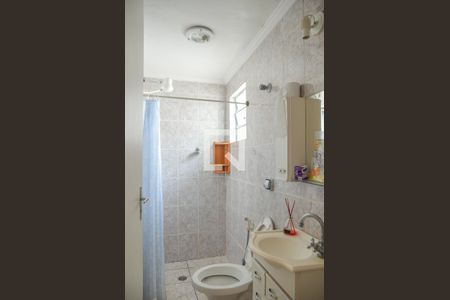 Banheiro da Suíte de casa à venda com 2 quartos, 187m² em Vila Euclides, São Bernardo do Campo