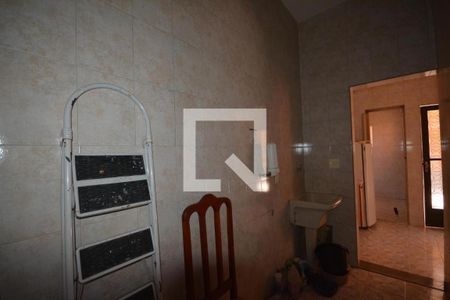 Casa de condomínio à venda com 300m², 5 quartos e 5 vagasÁrea de Serviço