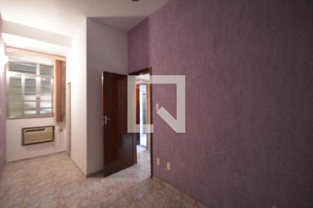 Casa de condomínio à venda com 300m², 5 quartos e 5 vagasSuite 1