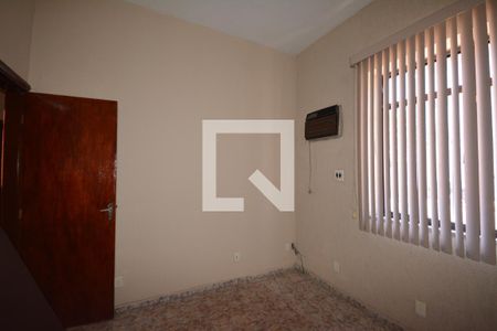 Casa de condomínio à venda com 300m², 5 quartos e 5 vagasQuarto 3