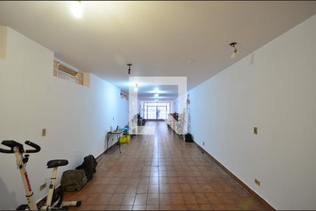 Casa à venda com 276m², 4 quartos e 7 vagasSalão