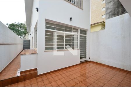 Casa à venda com 276m², 4 quartos e 7 vagasQuintal