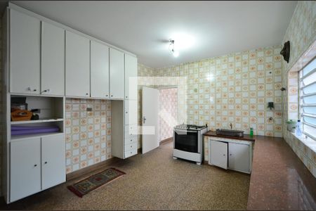 Casa à venda com 276m², 4 quartos e 7 vagasCozinha