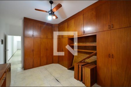 Casa à venda com 276m², 4 quartos e 7 vagasSuíte