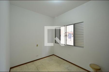 Casa à venda com 276m², 4 quartos e 7 vagasQuarto 2