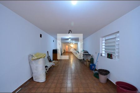 Casa à venda com 276m², 4 quartos e 7 vagasSalão