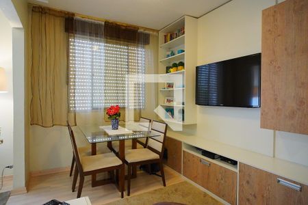 Sala de apartamento à venda com 3 quartos, 60m² em Protásio Alves, Porto Alegre