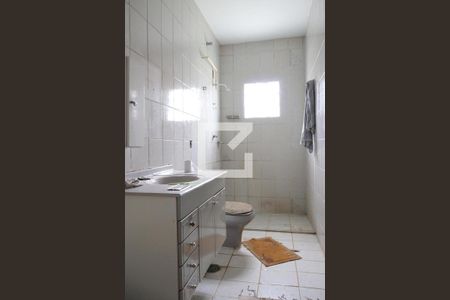 Casa para alugar com 150m², 2 quartos e 10 vagasBanheiro