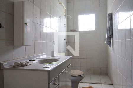 Casa para alugar com 150m², 2 quartos e 10 vagasBanheiro