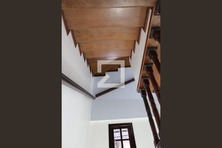 Casa à venda com 259m², 3 quartos e 3 vagasescada