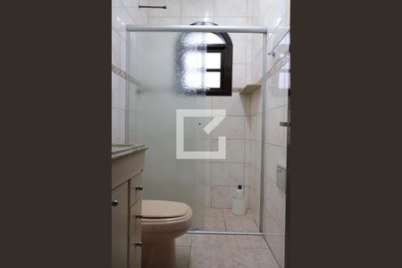 Casa à venda com 259m², 3 quartos e 3 vagasbanheiro corredor