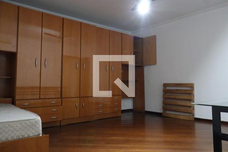 Casa à venda com 259m², 3 quartos e 3 vagasquarto 2
