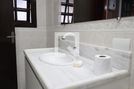 Casa à venda com 259m², 3 quartos e 3 vagasBanheiro da Suíte