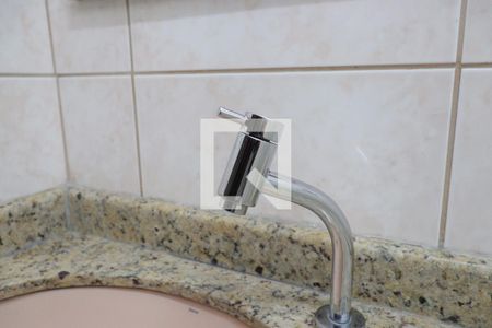 Casa à venda com 259m², 3 quartos e 3 vagasbanheiro corredor