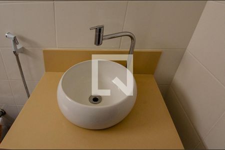 Apartamento à venda com 90m², 3 quartos e 2 vagasBanheiro