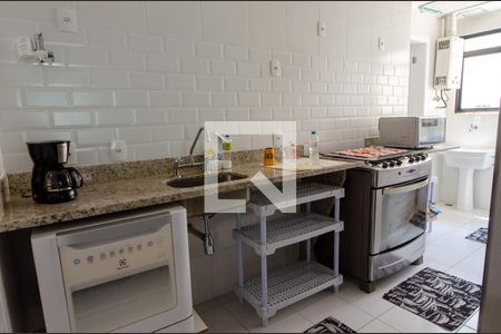 Apartamento à venda com 90m², 3 quartos e 2 vagasCozinha