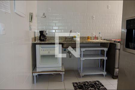 Apartamento à venda com 90m², 3 quartos e 2 vagasCozinha