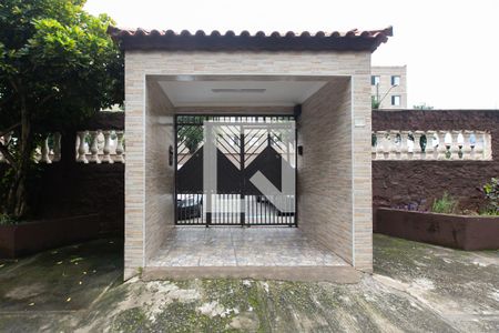 Entrada do Condomínio de apartamento para alugar com 2 quartos, 56m² em Conjunto Residencial José Bonifácio, São Paulo