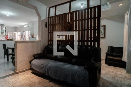 Casa à venda com 5 quartos, 250m² em Vila Ré, São Paulo