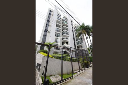 Apartamento para alugar com 70m², 2 quartos e 1 vaga Apartamento para alugar com 70m², 2 quartos e 1 vagaFachada e portaria