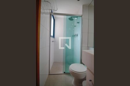Apartamento para alugar com 70m², 2 quartos e 1 vaga Apartamento para alugar com 70m², 2 quartos e 1 vagaBanheiro da Suíte 1