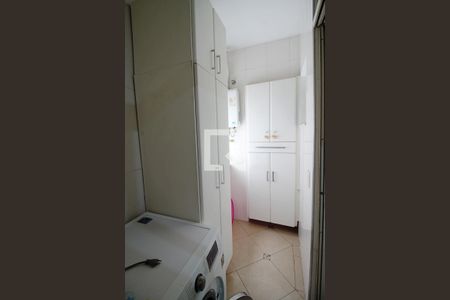 Apartamento para alugar com 70m², 2 quartos e 1 vaga Apartamento para alugar com 70m², 2 quartos e 1 vagaÁrea de Serviço