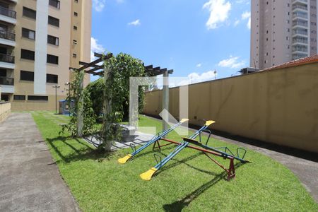 Apartamento para alugar com 76m², 3 quartos e 2 vagasÁrea comum - Playground