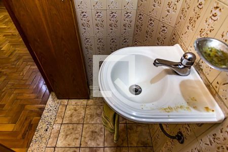 Apartamento à venda com 130m², 3 quartos e 2 vagas Apartamento à venda com 130m², 3 quartos e 2 vagasLavabo