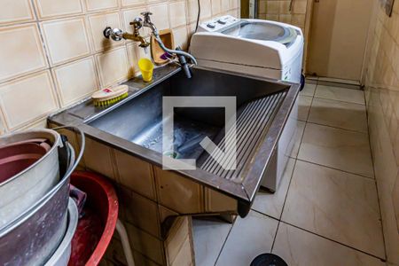 Apartamento à venda com 130m², 3 quartos e 2 vagas Apartamento à venda com 130m², 3 quartos e 2 vagasÁrea de serviço