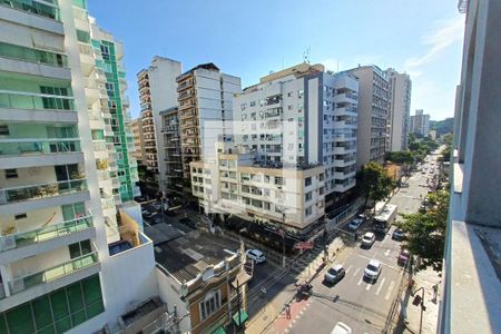 Vista da Sala de apartamento à venda com 3 quartos, 130m² em Ingá, Niterói