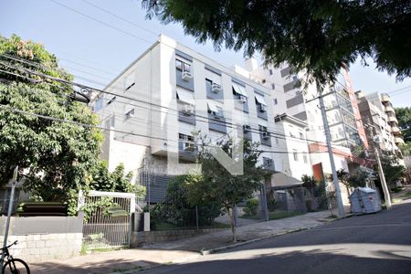 Apartamento para alugar com 130m², 3 quartos e 1 vaga Apartamento para alugar com 130m², 3 quartos e 1 vagaFachada