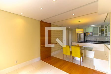 Sala de apartamento para alugar com 2 quartos, 69m² em Parque Reboucas, São Paulo