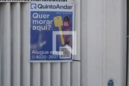 Casa para alugar com 113m², 2 quartos e 2 vagasFachada