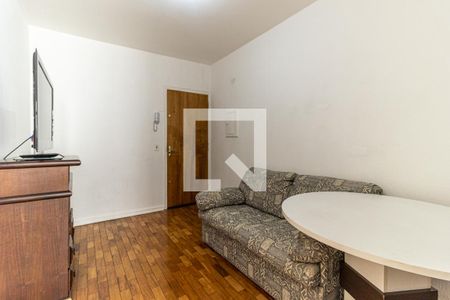 Sala de kitnet/studio para alugar com 1 quarto, 42m² em Consolação, São Paulo