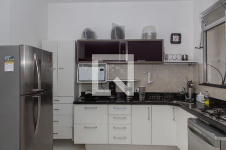 Apartamento para alugar com 138m², 3 quartos e sem vagaCozinha