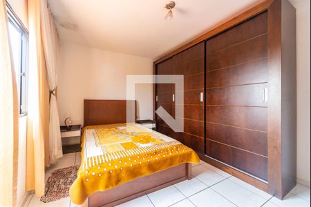 Quarto 1 de casa à venda com 3 quartos, 217m² em Vila Linda, Santo André