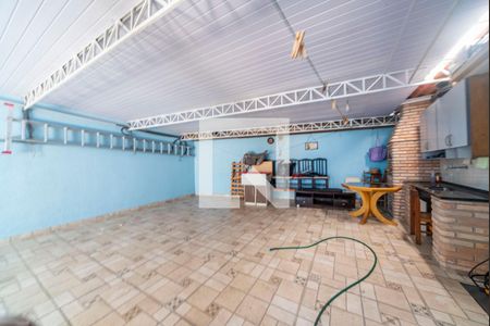 Casa à venda com 217m², 3 quartos e 5 vagasSalão e Área Gourmet