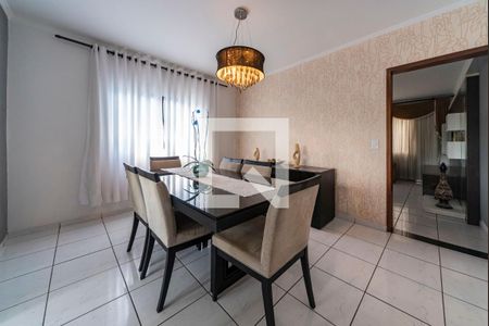 Casa à venda com 217m², 3 quartos e 5 vagasCopa