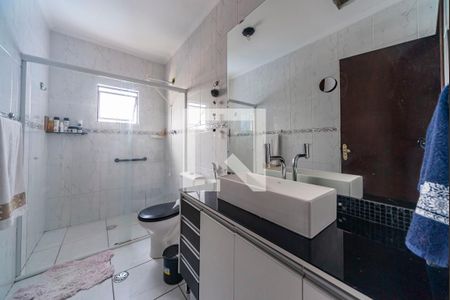 Casa à venda com 217m², 3 quartos e 5 vagasBanheiro Social
