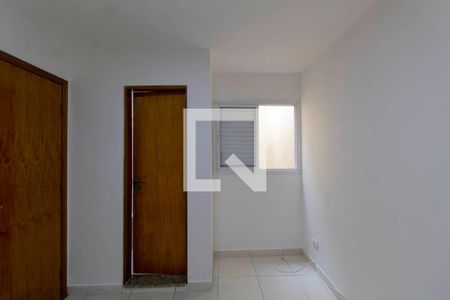 Suíte de casa de condomínio para alugar com 3 quartos, 70m² em Vila Pierina, São Paulo