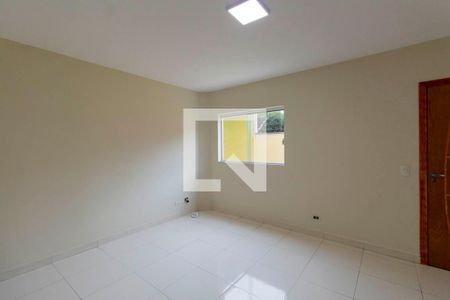 Sala de casa de condomínio para alugar com 3 quartos, 70m² em Vila Pierina, São Paulo