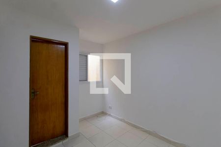 Suíte de casa de condomínio para alugar com 3 quartos, 70m² em Vila Pierina, São Paulo