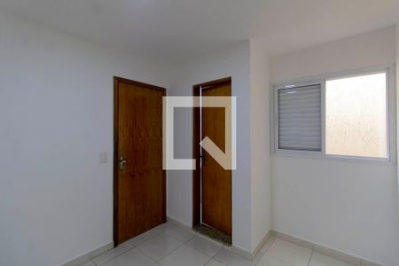 Suíte de casa de condomínio para alugar com 3 quartos, 70m² em Vila Pierina, São Paulo