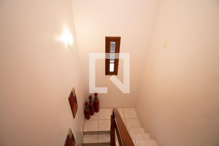 Casa à venda com 144m², 3 quartos e 5 vagasescada