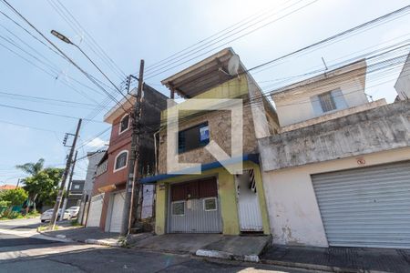 Casa à venda com 200m², 3 quartos e 2 vagasFachada
