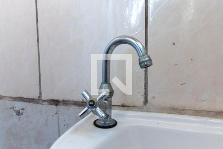 Casa à venda com 200m², 3 quartos e 2 vagasBanheiro - torneira