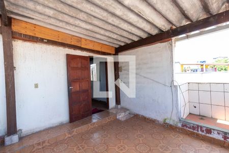 Casa à venda com 200m², 3 quartos e 2 vagasQuintal