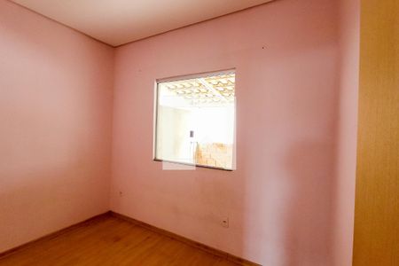 Quarto 1 de casa para alugar com 2 quartos, 75m² em Darcy Vargas, Belo Horizonte