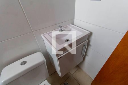 Apartamento à venda com 35m², 2 quartos e sem vaga Apartamento à venda com 35m², 2 quartos e sem vagaBanheiro