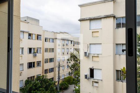 Vista da Sala de apartamento para alugar com 2 quartos, 57m² em Inhoaíba, Rio de Janeiro